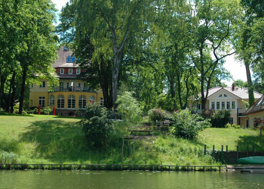 Landhaus Himmelpfort Am See Фюрстенберг Экстерьер фото